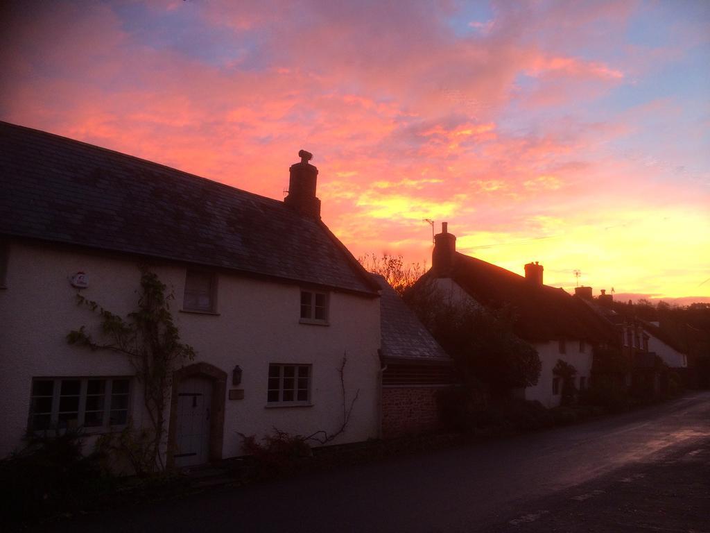 Notley Arms Inn Exmoor National Park Elworthy Екстер'єр фото